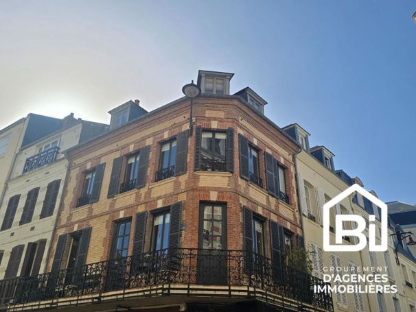 A louer APPARTEMENT T4 78 M2 VUE MER TROUVILLE SUR MER