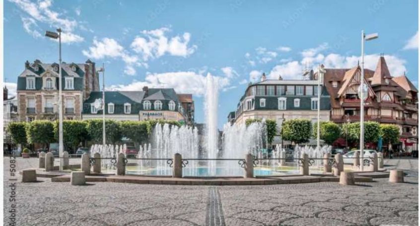 A louer LOFT T5 92 M2 BORD DE MER DEAUVILLE