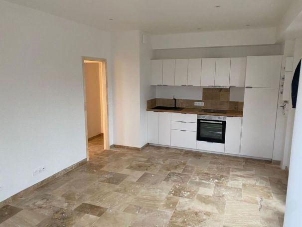 A louer APPARTEMENT T2 39 M2 BORD DE MER DEAUVILLE