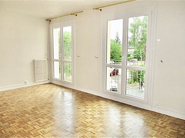 A louer APPARTEMENT DUPLEX T4 78 M2  CAEN