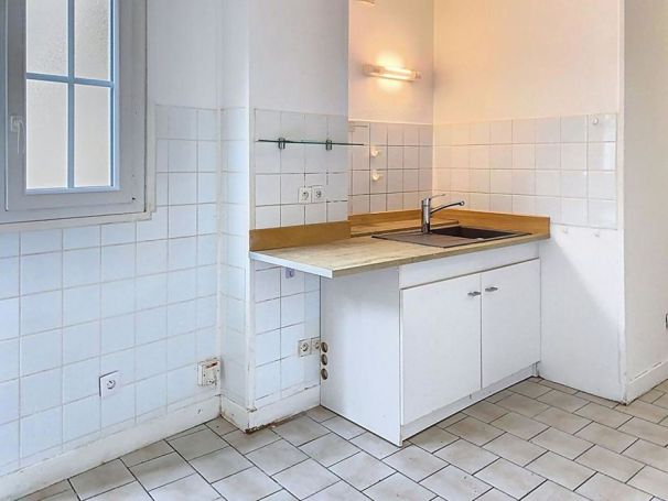 A louer APPARTEMENT DUPLEX T2 58 M2 TERRASSE  FALAISE