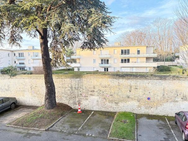 A louer APPARTEMENT T4 86 M2  CAEN