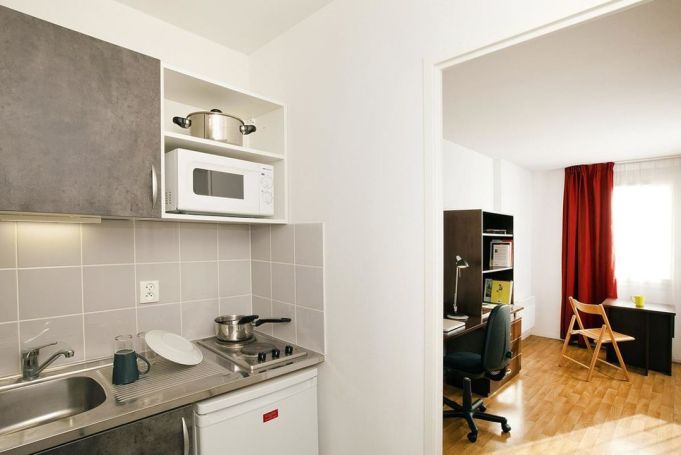 A louer STUDIO  26 M2  CAEN