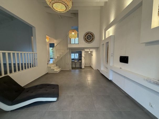 A louer MAISON  CONTEMPORAINE  BEZIERS