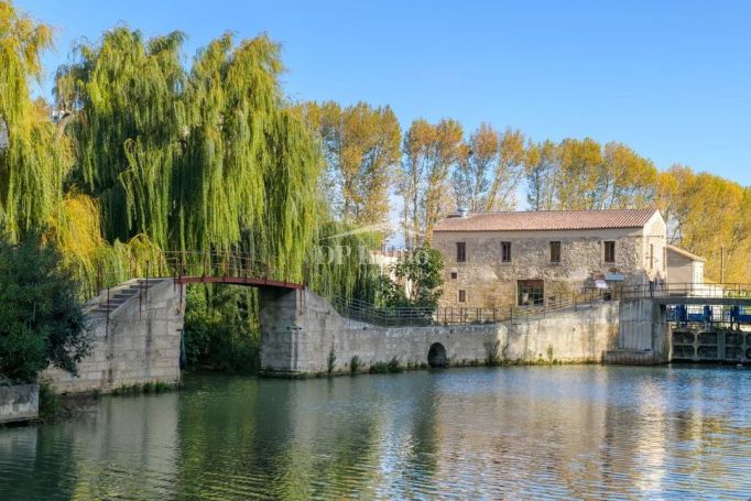 A louer APPARTEMENT T3 96 M2 TERRASSE BORD DE MER NARBONNE