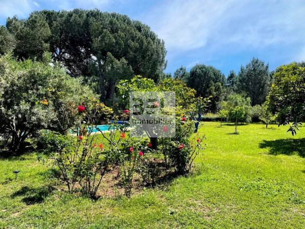 A louer MAISON  DE MAîTRE  TRESQUES