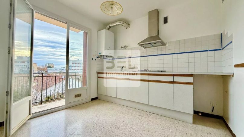 A louer APPARTEMENT T3 78 M2 TERRASSE  BAGNOLS SUR CEZE