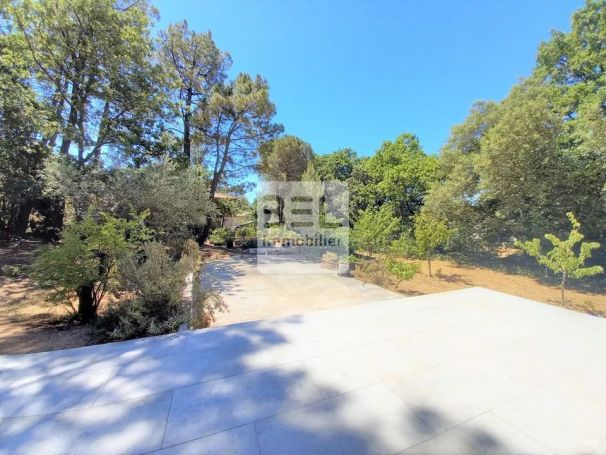 A louer MAISON  7 PIECES 145 M2  GOUDARGUES