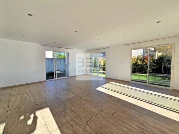 A louer MAISON  5 PIECES 133 M2  L ARDOISE