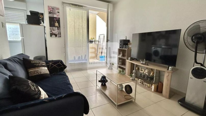 A louer APPARTEMENT T2 44 M2  BAGNOLS SUR CEZE