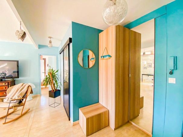 A louer APPARTEMENT T3 68 M2 TERRASSE BORD DE MER TOULON