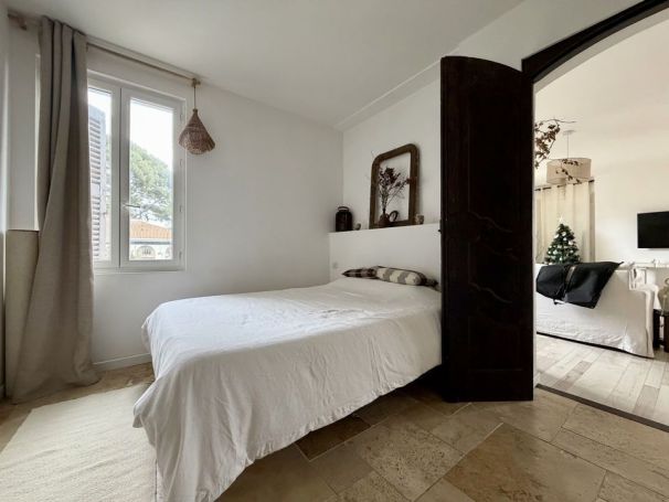 A louer LOFT T3 69 M2 BORD DE MER OLLIOULES