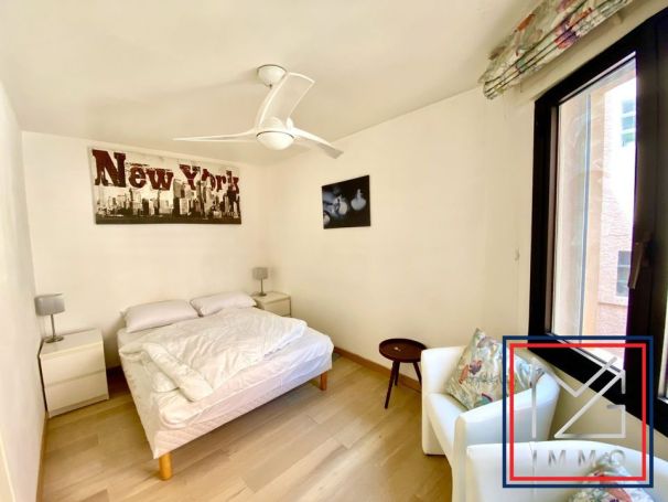 A louer APPARTEMENT T2 50 M2 TERRASSE BORD DE MER SANARY SUR MER