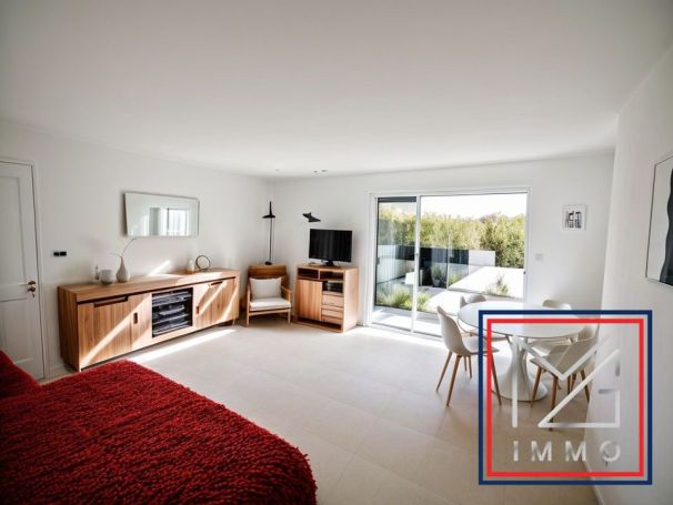 A louer APPARTEMENT T2 45 M2 TERRASSE VUE MER SANARY SUR MER