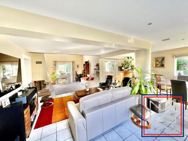 A louer MAISON  5 PIECES 146 M2 BORD DE MER LA SEYNE SUR MER