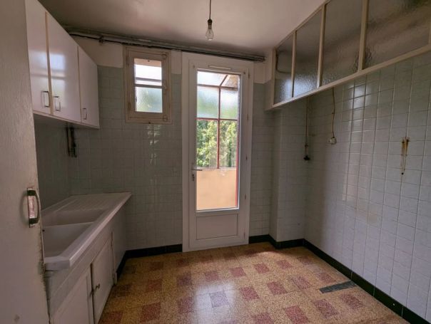 A louer APPARTEMENT T3 57 M2 BORD DE MER ARLES