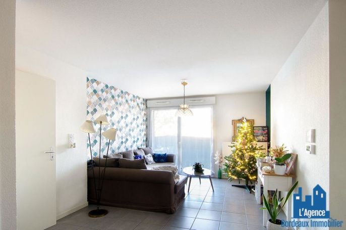 A louer APPARTEMENT T2 40 M2 TERRASSE  CENON