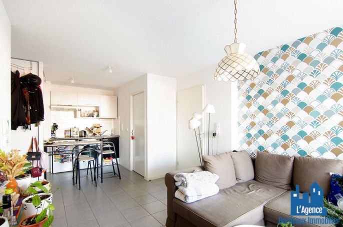 A louer APPARTEMENT T2 40 M2 TERRASSE  CENON