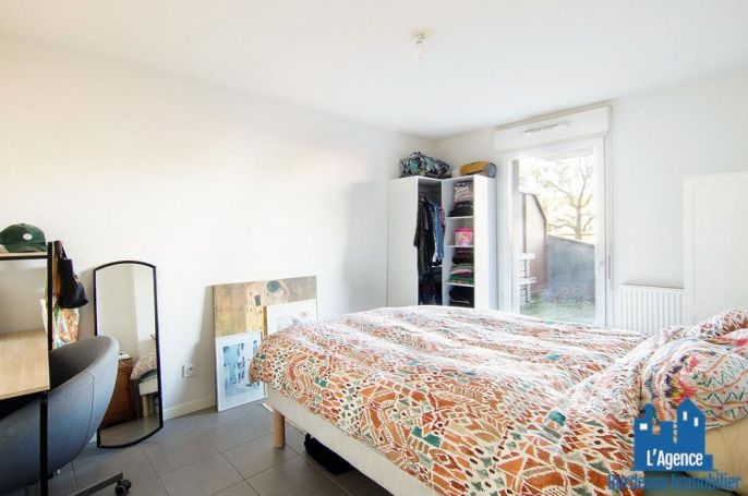 A louer APPARTEMENT T2 40 M2 TERRASSE  CENON