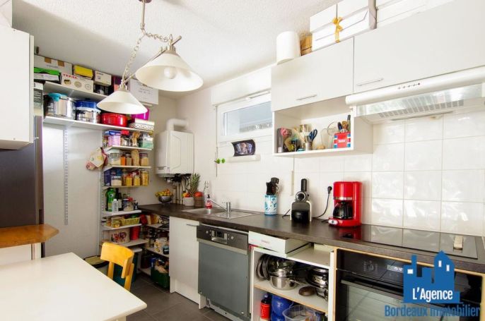 A louer APPARTEMENT T2 41 M2 TERRASSE  CENON