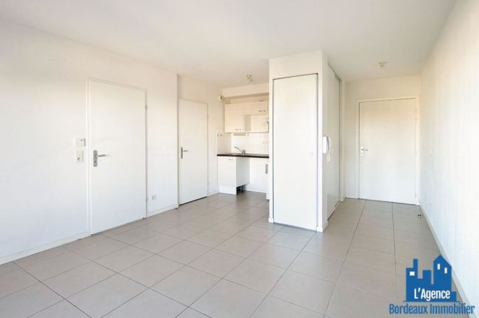 A louer APPARTEMENT T2 40 M2  LORMONT