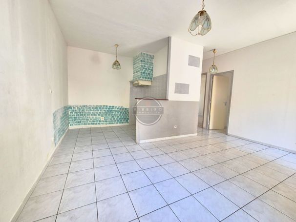 A louer APPARTEMENT T3 46 M2 BORD DE MER AGDE