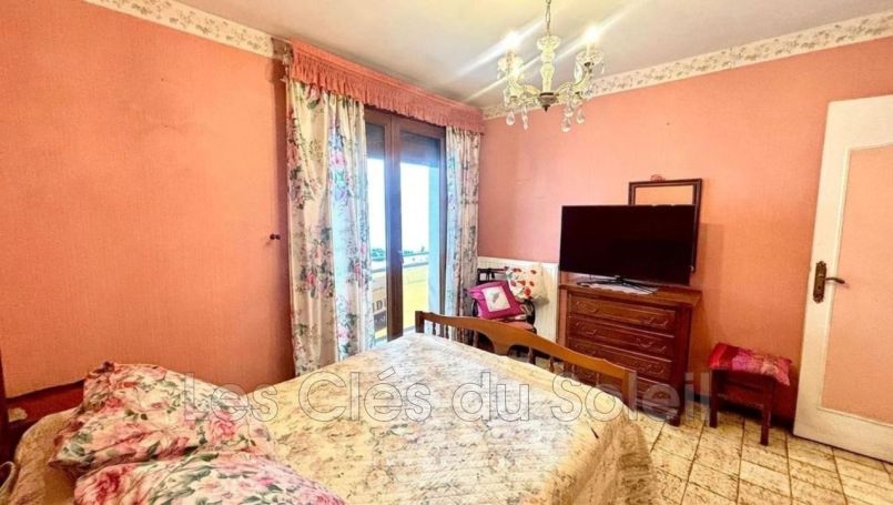 A louer APPARTEMENT T3 61 M2 TERRASSE BORD DE MER TOULON