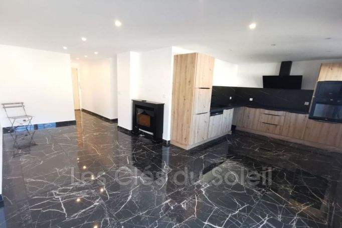 A louer APPARTEMENT NEUF T4 70 M2 BORD DE MER TOULON