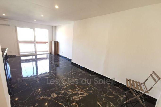 A louer APPARTEMENT NEUF T4 70 M2 BORD DE MER TOULON