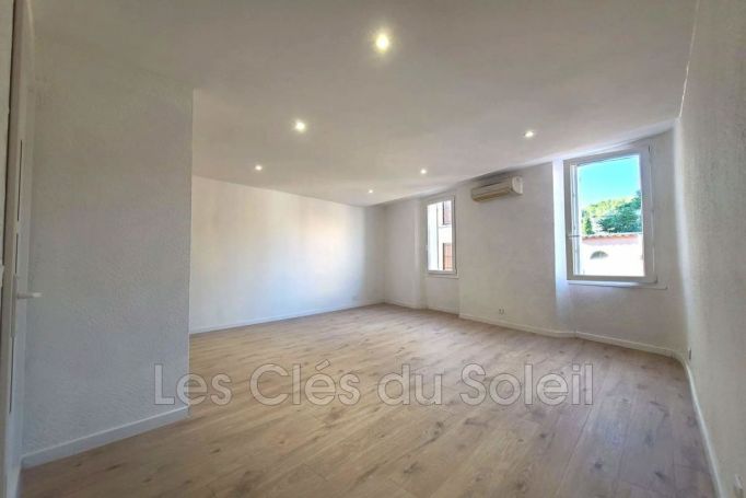 A louer APPARTEMENT NEUF T4 74 M2  CUERS