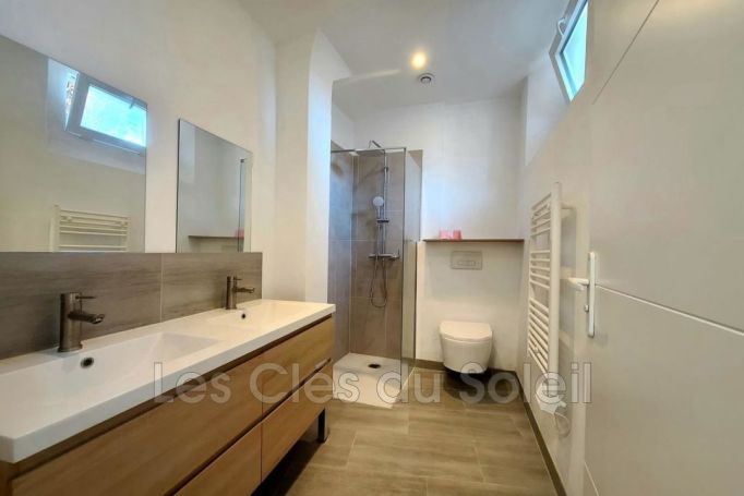 A louer APPARTEMENT NEUF T4 74 M2  CUERS