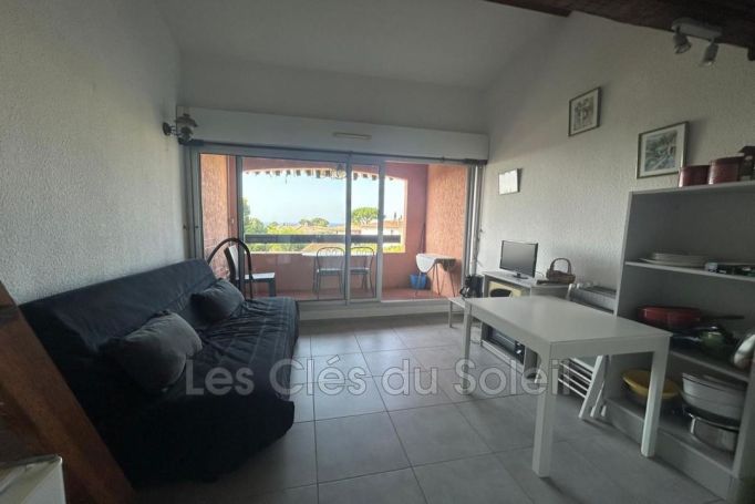 A louer STUDIO  26 M2 BORD DE MER BANDOL