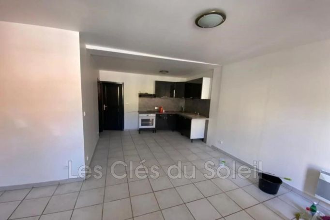 A louer APPARTEMENT T2 44 M2  BRIGNOLES