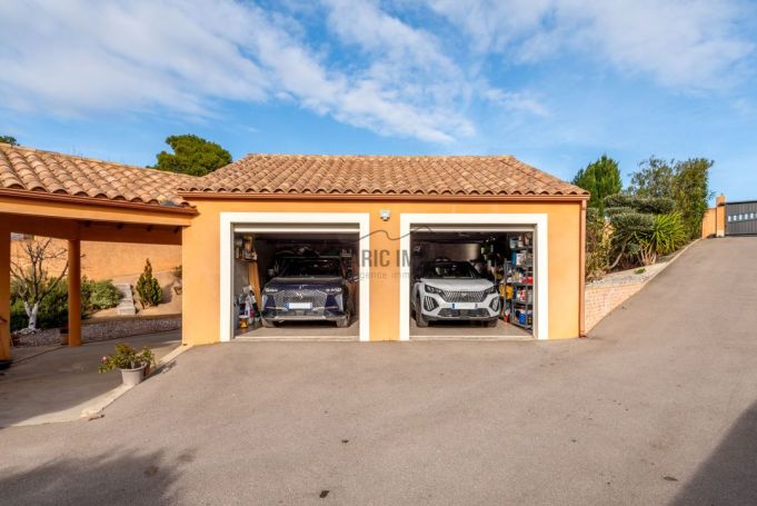 A louer MAISON  5 PIECES 144 M2 BORD DE MER NARBONNE