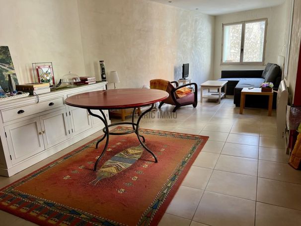 A louer MAISON  DE MAîTRE  ALBAS