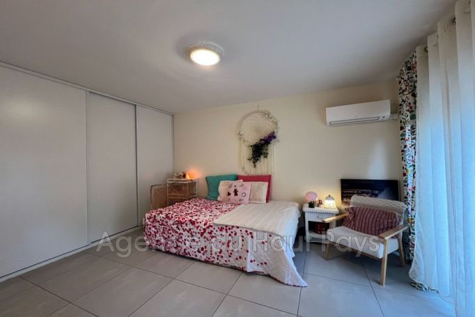 A louer STUDIO  22 M2 BORD DE MER CANNES