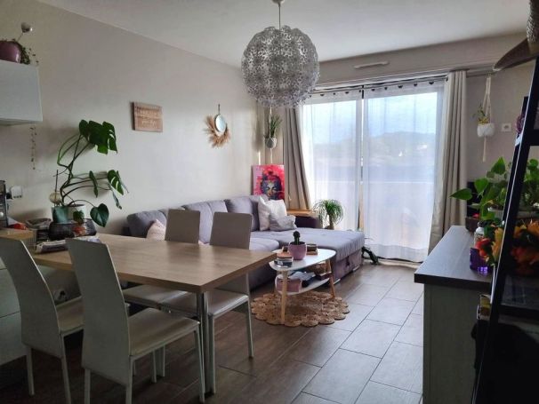 A louer APPARTEMENT T2 34 M2  PAU