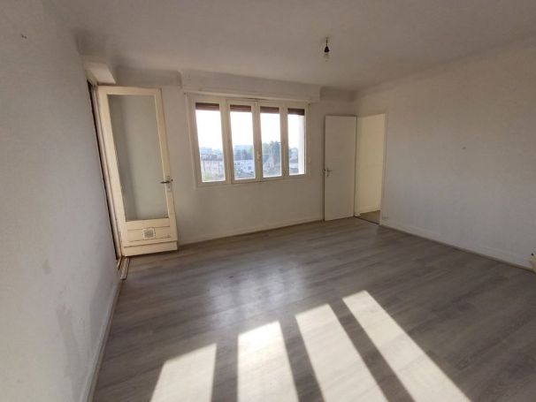 A louer APPARTEMENT T3 56 M2  PAU