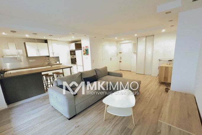 A louer APPARTEMENT NEUF T2 40 M2 TERRASSE BORD DE MER CANNES