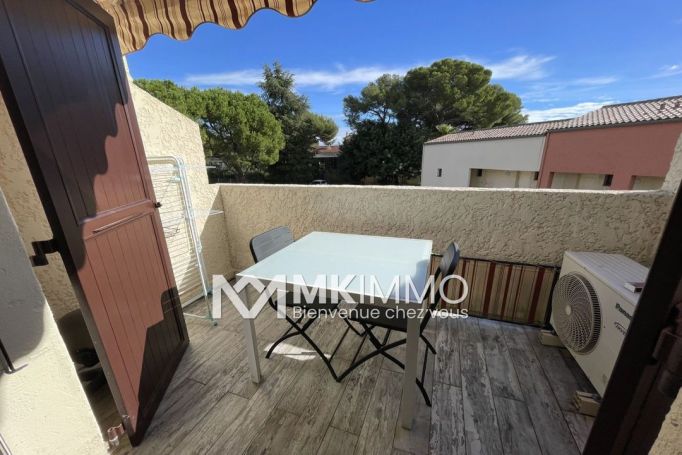 A louer APPARTEMENT DUPLEX T2 42 M2 TERRASSE BORD DE MER VILLENEUVE LOUBET