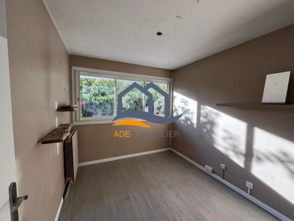 A louer APPARTEMENT T5 92 M2  AIX EN PROVENCE