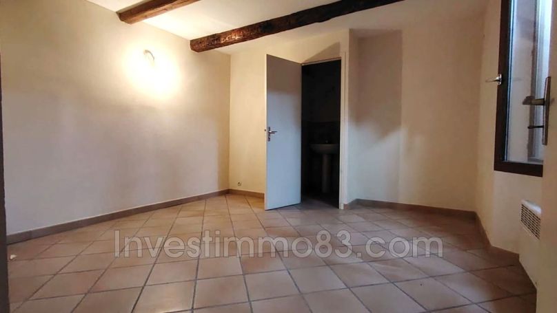 A louer APPARTEMENT  161 M2  CUERS