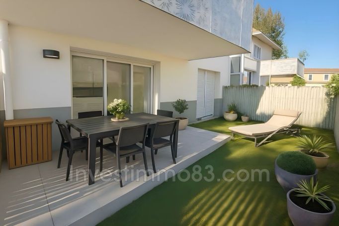 A louer APPARTEMENT T3 70 M2 TERRASSE  ENTRESSEN