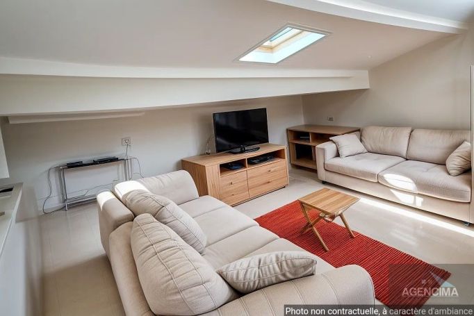 A louer MAISON  DE MAîTRE BORD DE MER MARSEILLAN