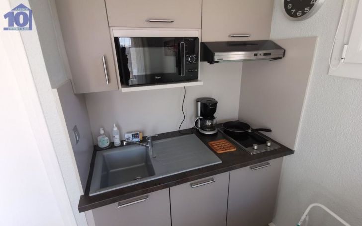 A louer APPARTEMENT T2 24 M2 TERRASSE PLAGE à PIED VALRAS PLAGE