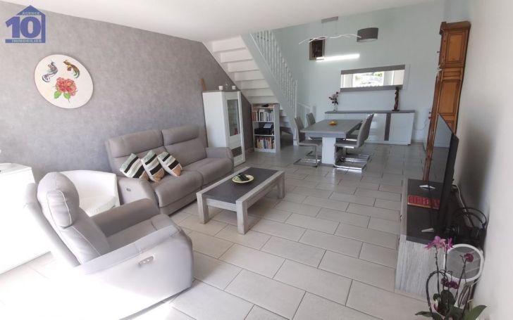 A louer MAISON  CONTEMPORAINE BORD DE MER VALRAS PLAGE