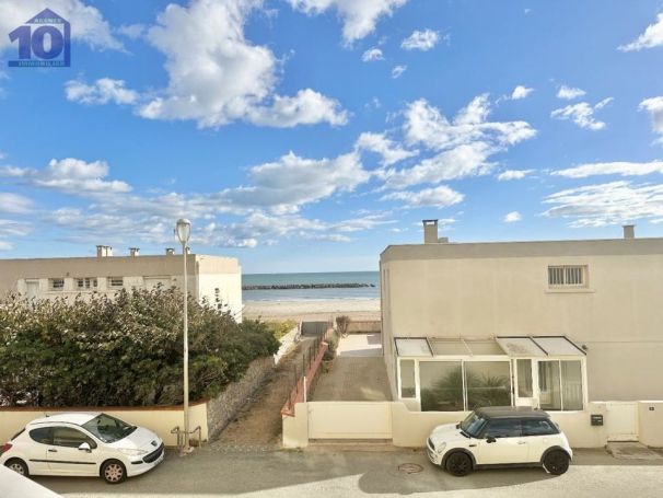 A louer APPARTEMENT T3 68 M2 PIEDS DANS L'EAU VALRAS PLAGE