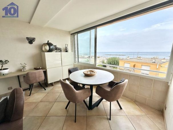 A louer APPARTEMENT DUPLEX T3 69 M2 VUE MER VALRAS PLAGE