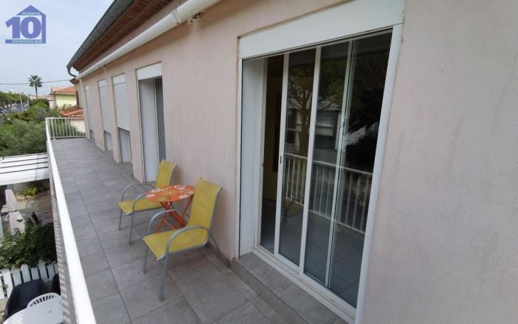 A louer APPARTEMENT T6 185 M2 PLAGE à PIED VALRAS PLAGE