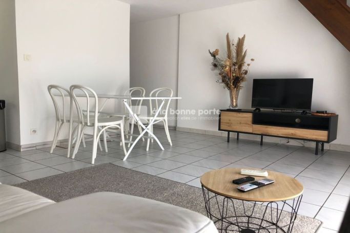 A louer APPARTEMENT DUPLEX T3 45 M2  AIX EN PROVENCE